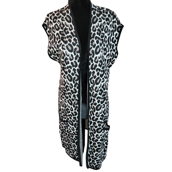 Chico's Maggie Jacquard Cheetah-Print Vest Size 2 - Picture 1 of 7